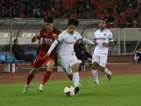 米兰体育app-上港主场绝胜绿城，夺得连胜