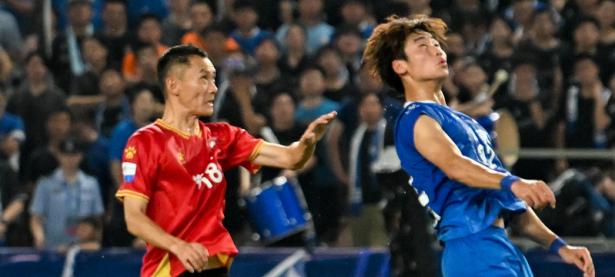 米兰体育竞技-足球联赛的强弱对决让人期待不已的简单介绍