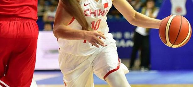 米兰体育在线登录-荷兰选手在篮球比赛中实现逆袭，夺得银牌