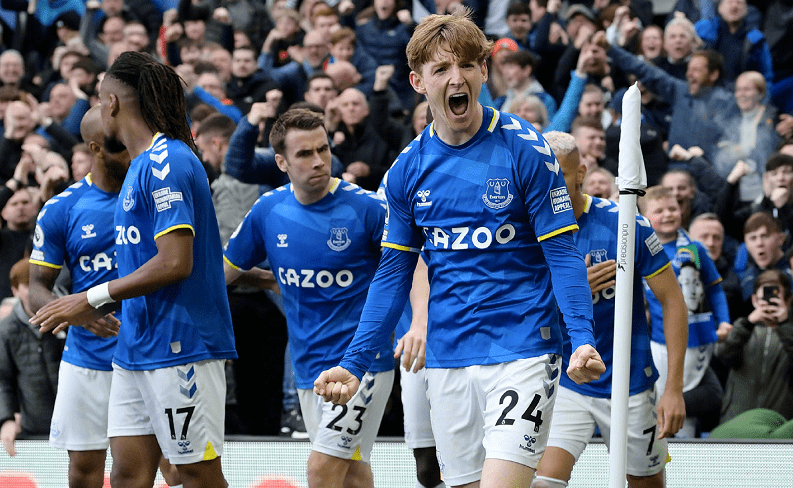 曼城主场击败卡迪夫城,继续领跑积分榜的简单介绍 曼城主场击败卡迪夫城,继续领跑积分榜的简单介绍