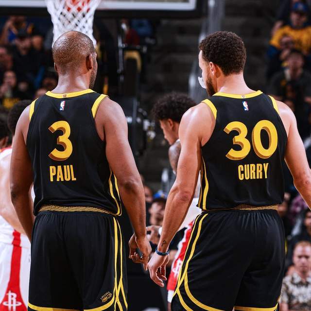 包含勇士队实力悍然,轻松击溃对手取得胜局的词条 包含勇士队实力悍然,轻松击溃对手取得胜局的词条