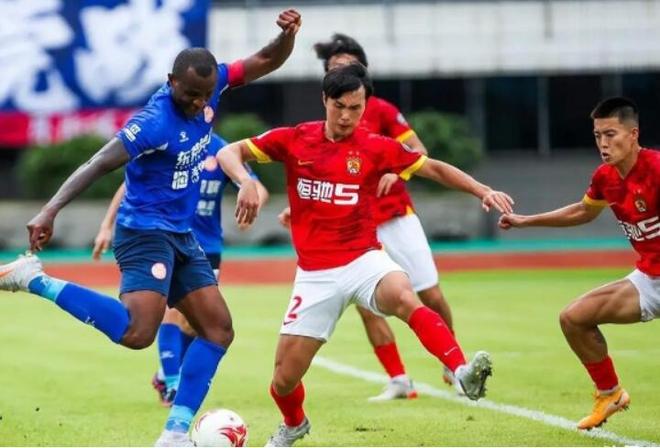 广州恒大在主场力克对手